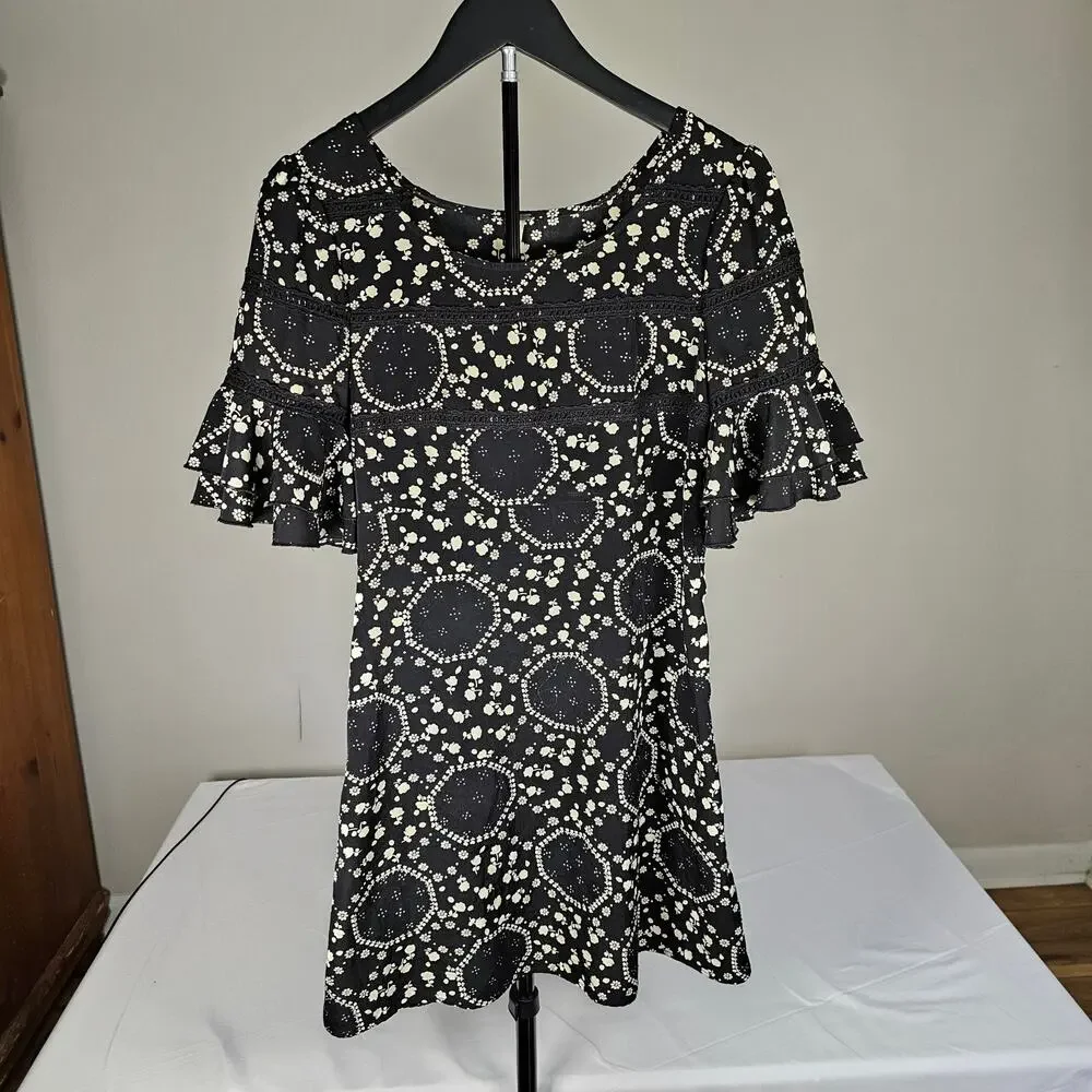Free People Black Floral Boho Mini Dress‎ Size 4 Ruffle Sleeve Lace Trim